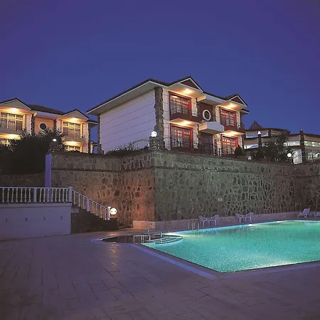 Nysa Hotel 4*